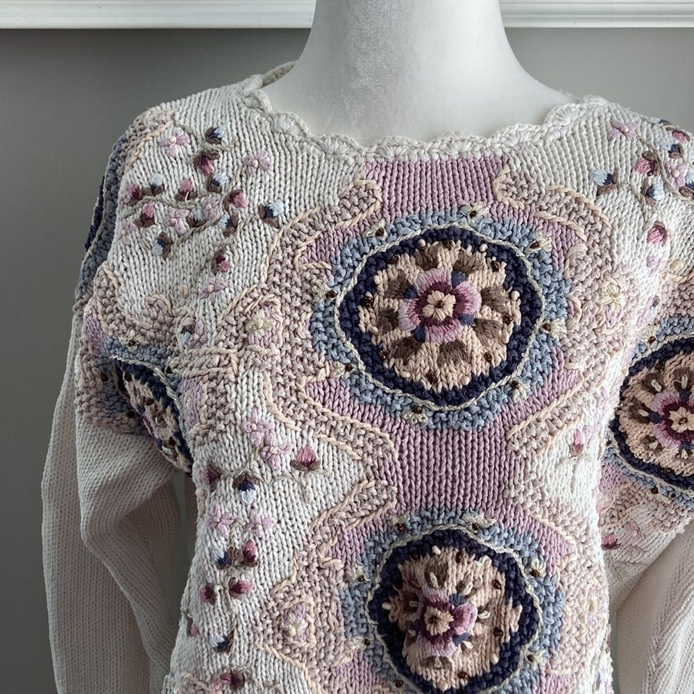 Vintage Jennifer Reed Hand Knit Embroidered Floral Winter Sweater Medium - Picture 3 of 16
